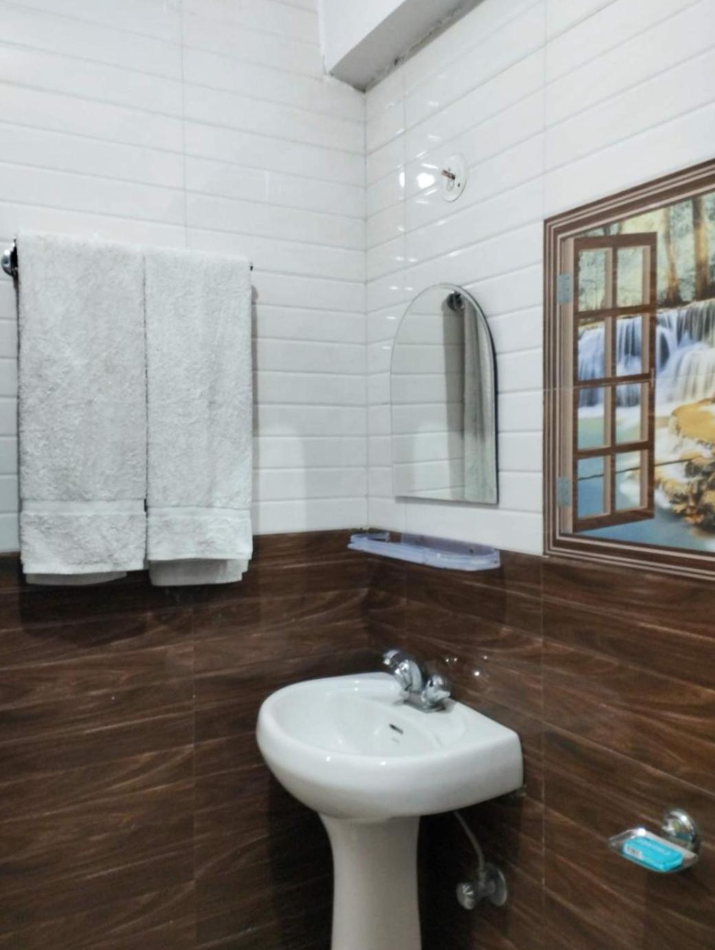 Verma Guest House ダラムシャーラー エクステリア 写真
