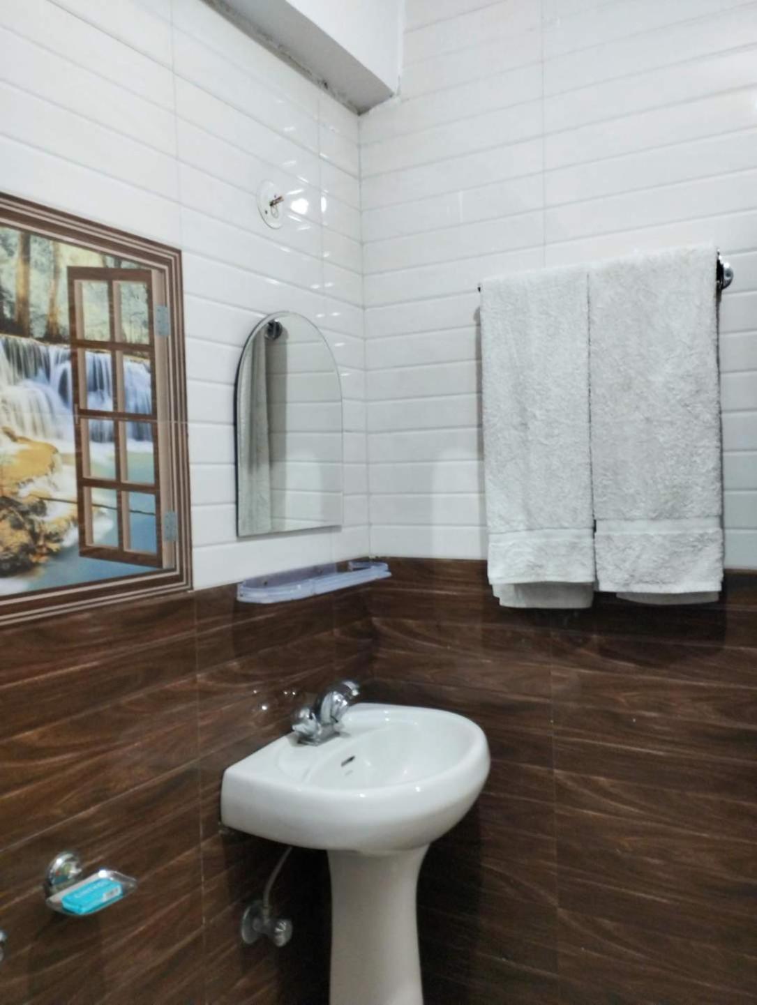 Verma Guest House ダラムシャーラー エクステリア 写真